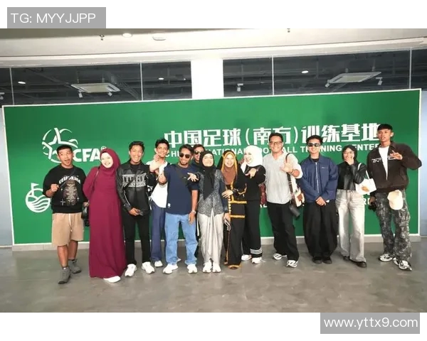 海口观澜湖盛邀足球明星助阵精彩赛事共庆足球盛宴